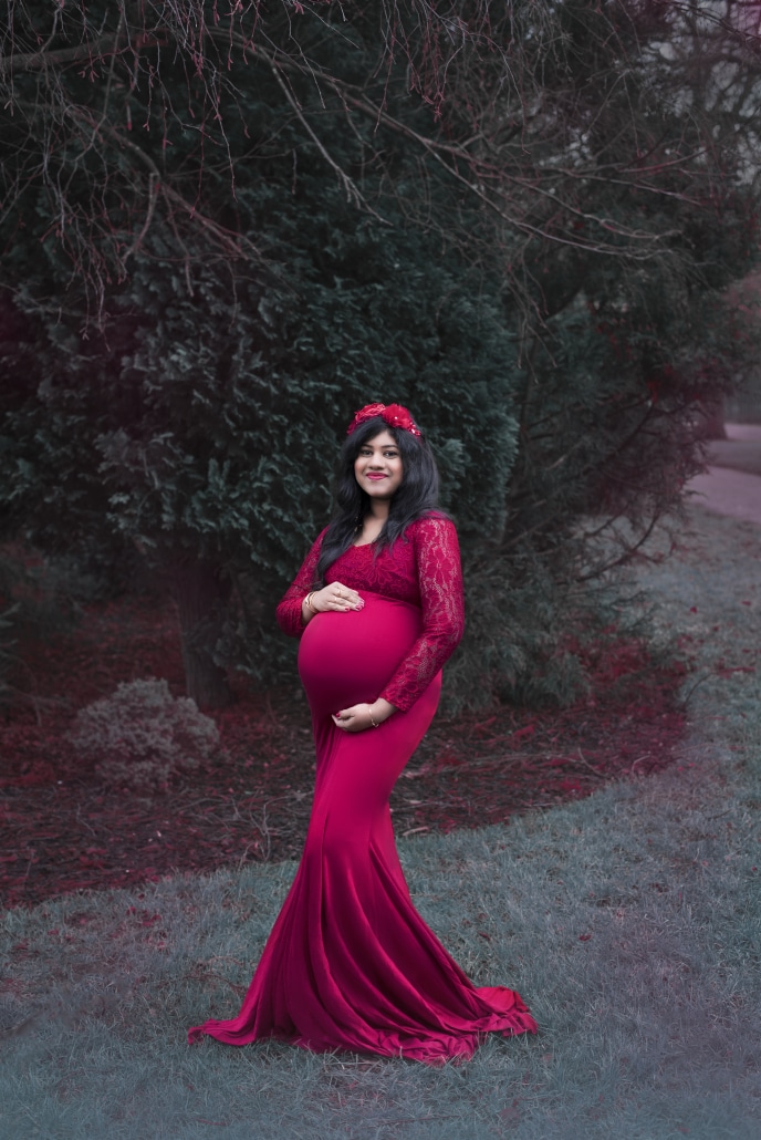 maternity photo session clingy dress