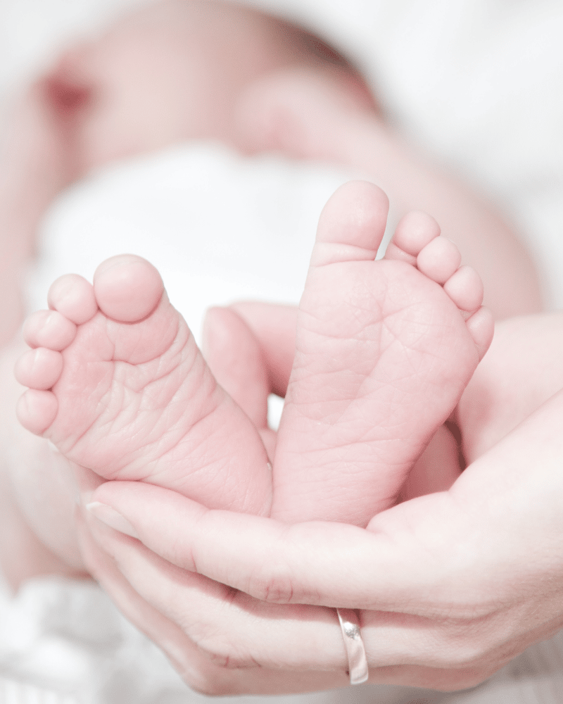 postpartum hand numbness