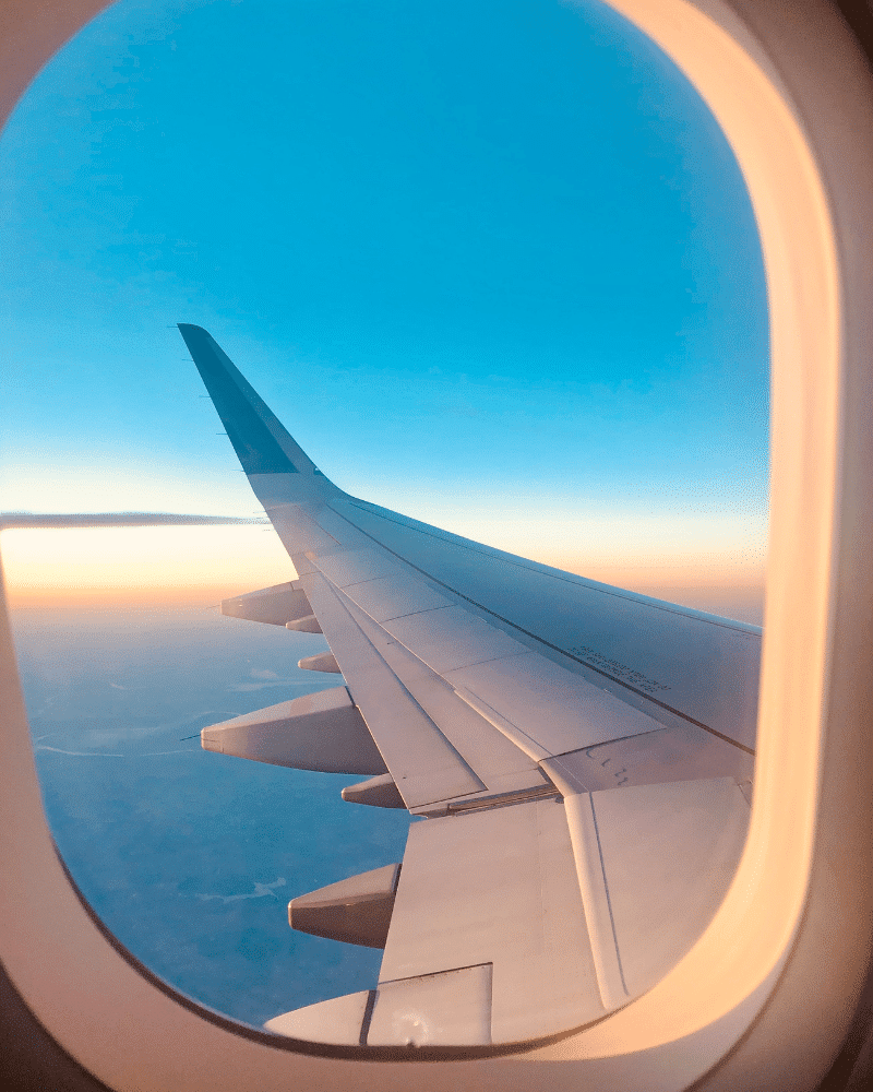 family flying to algarve